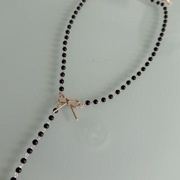 Black Beaded bow Necklace A1392 - Picture 5 of 5